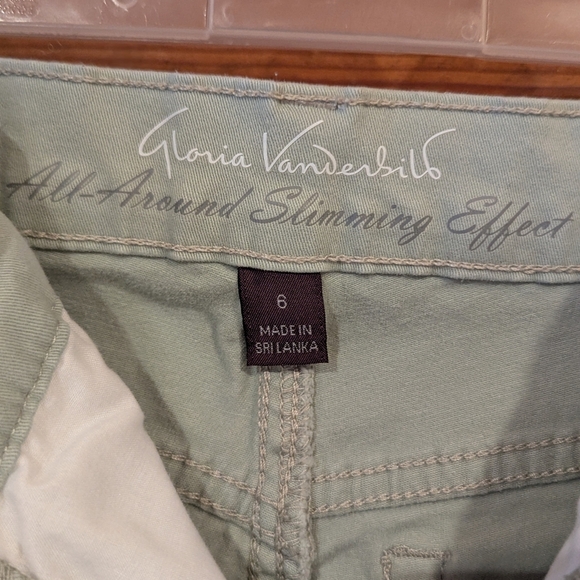 Gloria Vanderbilt Green Straight Leg Pants - Picture 4 of 5